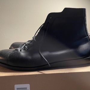 Helm Dash Boot  - Black